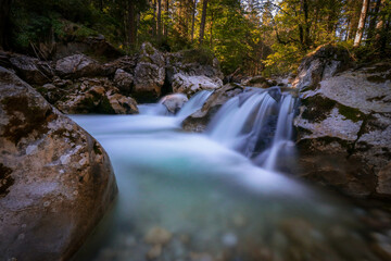 Das Wasser rauscht durch den Zauberwald (Ramsau).