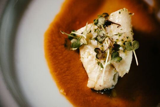 Bacalao confitado en salsa naranja 