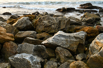 Fototapeta na wymiar Waves Washing Up On a Rocky Beach