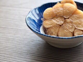 한국전통음식 마늘 간장절임