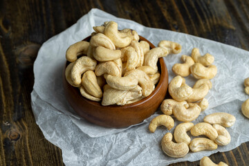 ready to eat and peeled cashew nuts