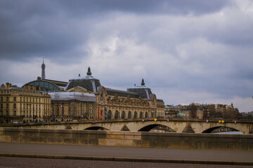 Naklejka premium building in the city