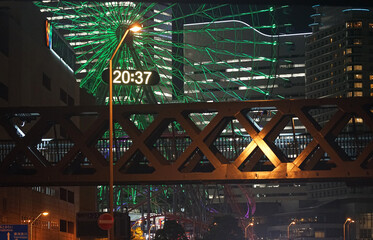 Obraz premium city bridge at night