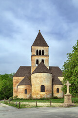 Fototapeta na wymiar Romanesque church, Saint-Leon-sur-Vezere, France
