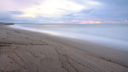 Quiet beach, Dec 3rd, 2022