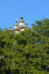 Iglesia junto al río Guadalquivir, Sevilla