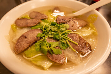 ramen noodles with beef