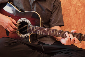 Obraz na płótnie Canvas ギターを演奏する手元　guitar