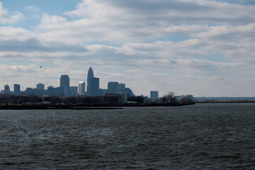 Obraz premium Cleveland on a cloudy day.
