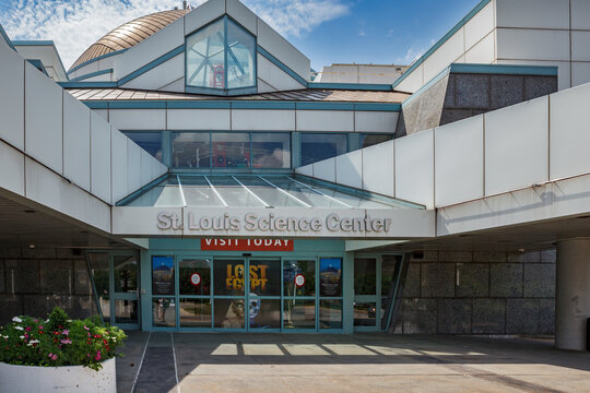 St. Louis, MO USA - July 9, 2013: Exterior Of The St. Louis Science Center Front Entrance