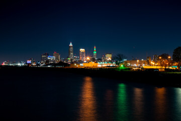 Fototapeta na wymiar Colorful cityscape at night.