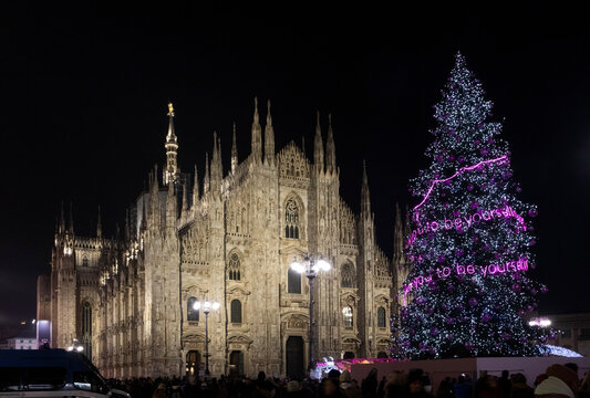 Albero di Natale in Duomo  a Milano 2022
