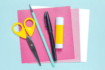 Step-by-step photo instruction on how to make a bookmark in the form of a pink rabbit