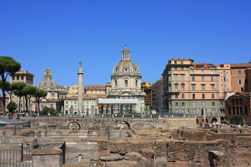 Fototapeta na wymiar Stone ruins of the ancient city of Rome in Italy