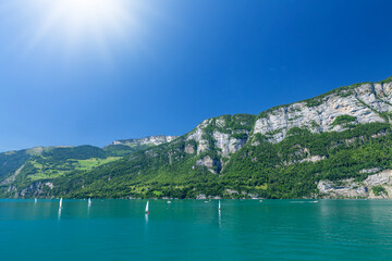 Obraz premium Panoramic view of lake in mountains