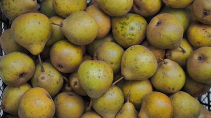 yellow pears