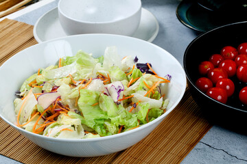 Garden salad with cherry tomatoes