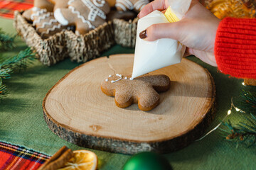 Dekorowanie pierniczków © nowexposure