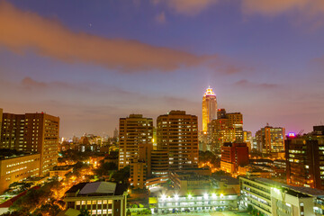 Fototapeta premium Twilight high angle view of the Taipei cityscape