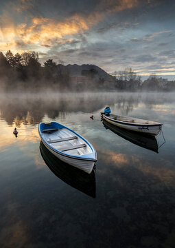 barche sul fiume