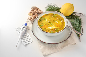Stay healthy in the cold and flu season with chicken soup, ginger and lemon as home remedies, fiber...