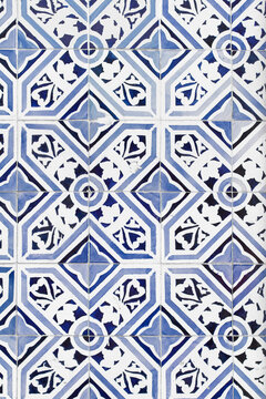 Navy blue tile mosaic of geometric forms - Portuguese Azulejo