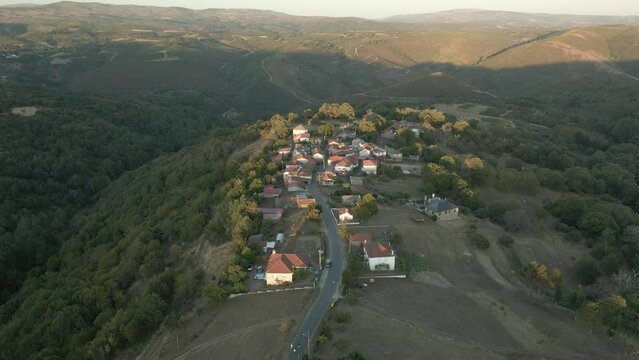 Bonita aldea gallega en la monta&ntilde;a 3