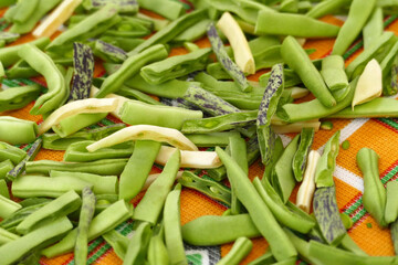 drying beans, dried green beans, dried beans, drying homemade vegetables,