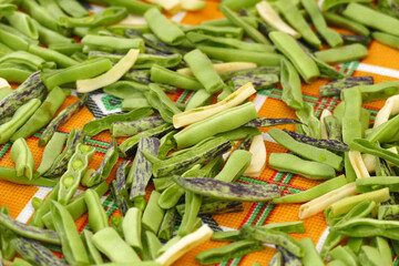 drying beans, dried green beans, dried beans, drying homemade vegetables,