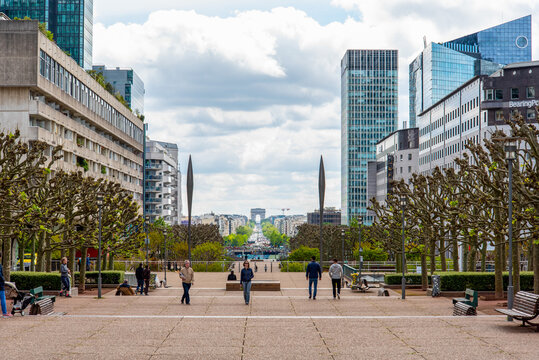 Esplanade du Charles de Gaulle in La Defense District, view East to the Arc de Triomphe, Paris