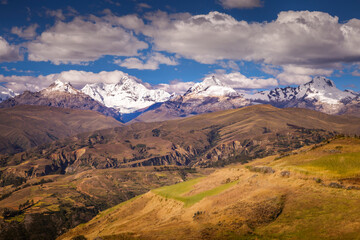 Fototapeta na wymiar Cordillera Blanca panorama near Huaraz, snowcapped Peruvian Andes, Ancash, Peru