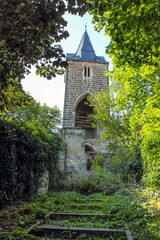 Fototapeta na wymiar Medieval tower of the city wall in Quedlinburg