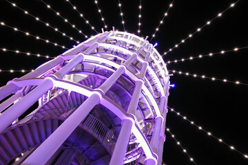 夜の展望灯台のイルミネーション