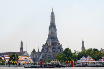Fototapeta premium Wat Arun Temple in Bangkok, Thailand