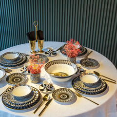 luxury plate sets in the dining room decoration
