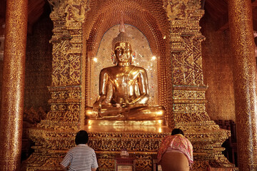 golden buddha statue