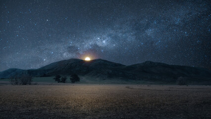 aurora borealis in the mountains