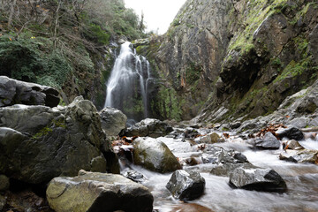 Fototapeta premium Water fallen waterfall in Yalova city. Turkey.