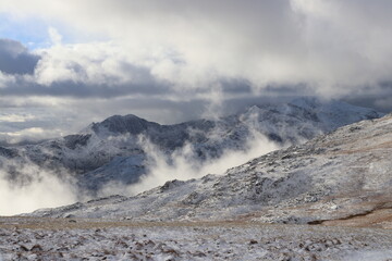 Fototapeta na wymiar Snowdonia snowdon winter glyderau carneddau wales