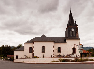 Fototapeta na wymiar The historic church of Saint-Pierre d'Usakoa, Saint-Jean-le-Vieux Donazaharre. France