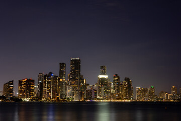 Obraz na płótnie Canvas Downtown Miami skyline at night