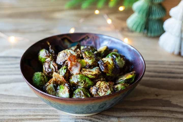 Gordijnen Chargrilled brussel sprouts, Christmas side dish © Magdalena Bujak