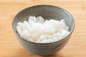 炊き立てのみずみずしい新米