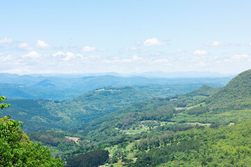 Obraz premium horizontal landscape of the mountains of brazil