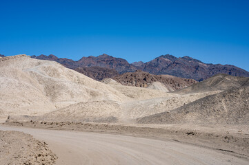 Fototapeta na wymiar Detail of the desert roads of the Death Valley desert