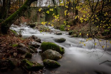 Fotografía se larga exposición en otoño realizadas en Hervás (España)