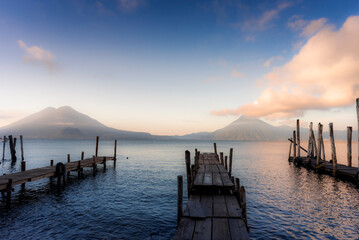 Obraz premium Wood docks on lake Atitlan