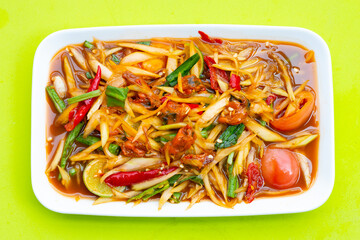 Spicy papaya salad with pickled shells