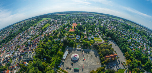 Biberach im Luftbild, Ausblick auf die westlichen Stadtteile und auf den Festplatz