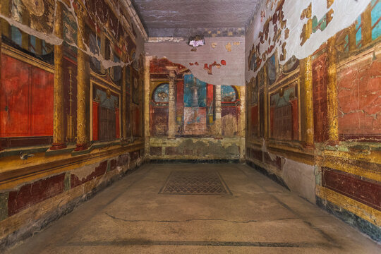 In the ruins of ancient Oplontis